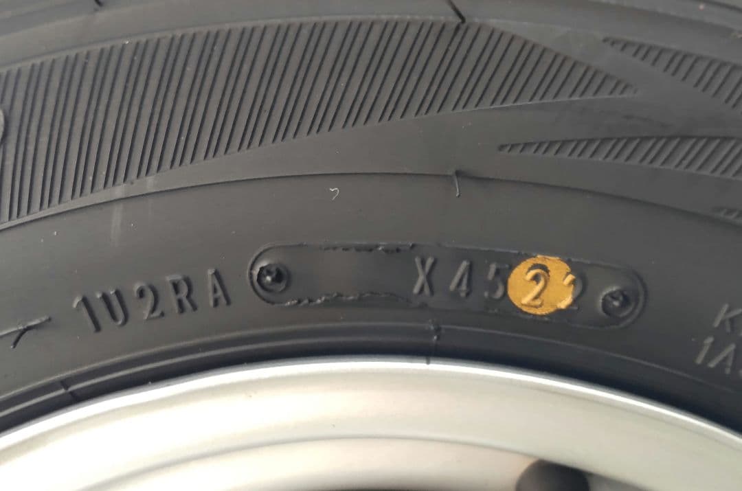 【溝あり】145/80R12スタッドレス・ホイール4本セット クリッパーキャリイ