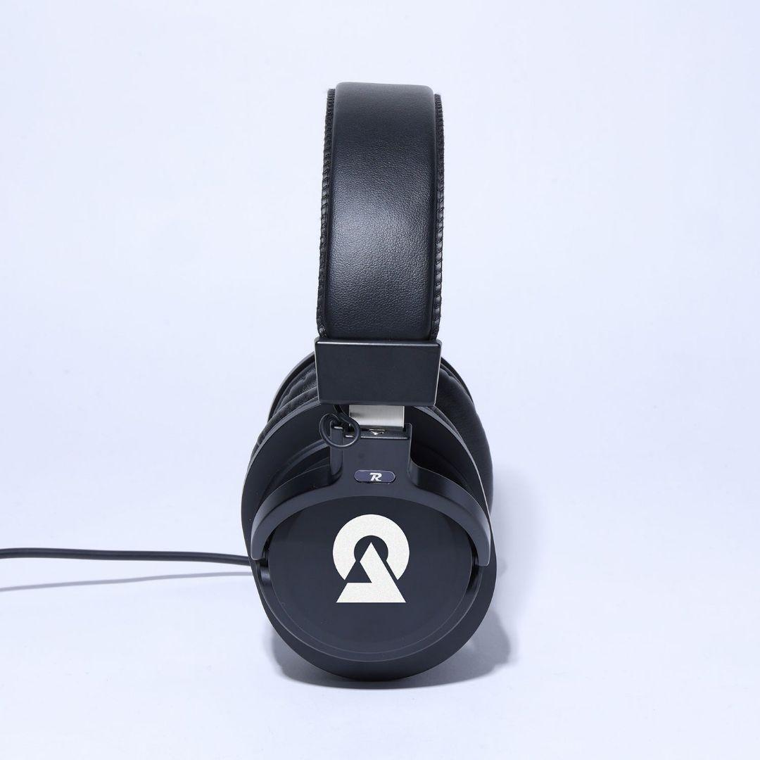 dustcell-ロゴヘッドホン