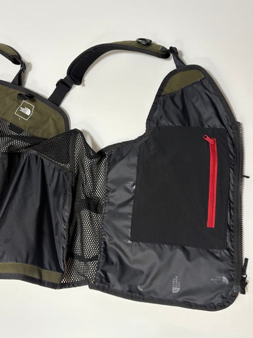 希少なLサイズ！【ほぼ未使用】ノースフェイス ギアメッシュベスト ニュートープ