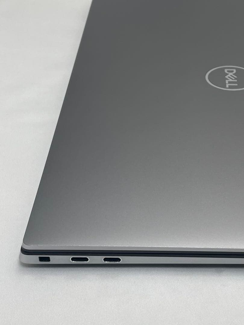 Windowsノート本体 Dell Precision5560 Xeon W11955M RTXA2000