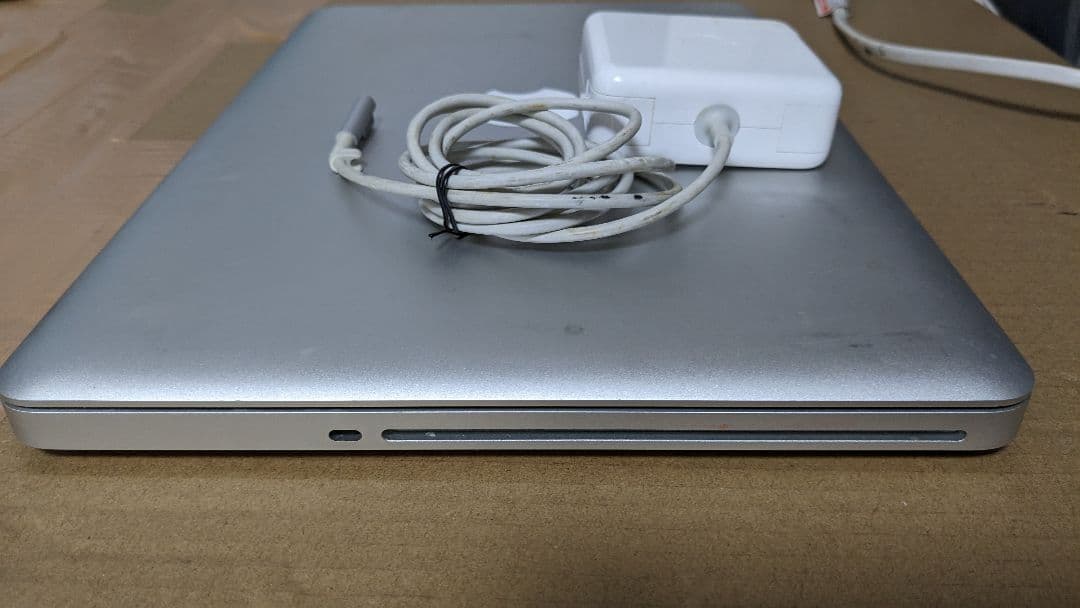 MacBook本体 MacBook Pro (13-inch, Mid 2010)