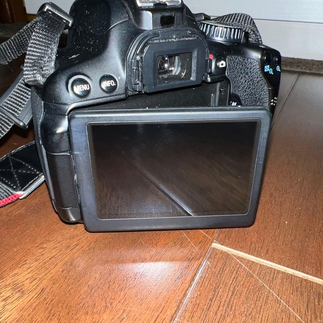 Canon EOS Kissx6i デジタル一眼レフ 本体