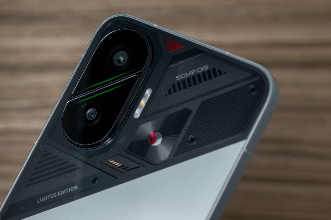 POCO F7 シルバー