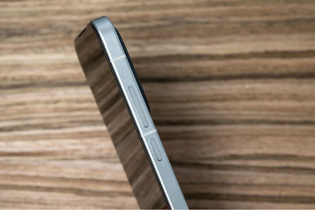 POCO F7 シルバー