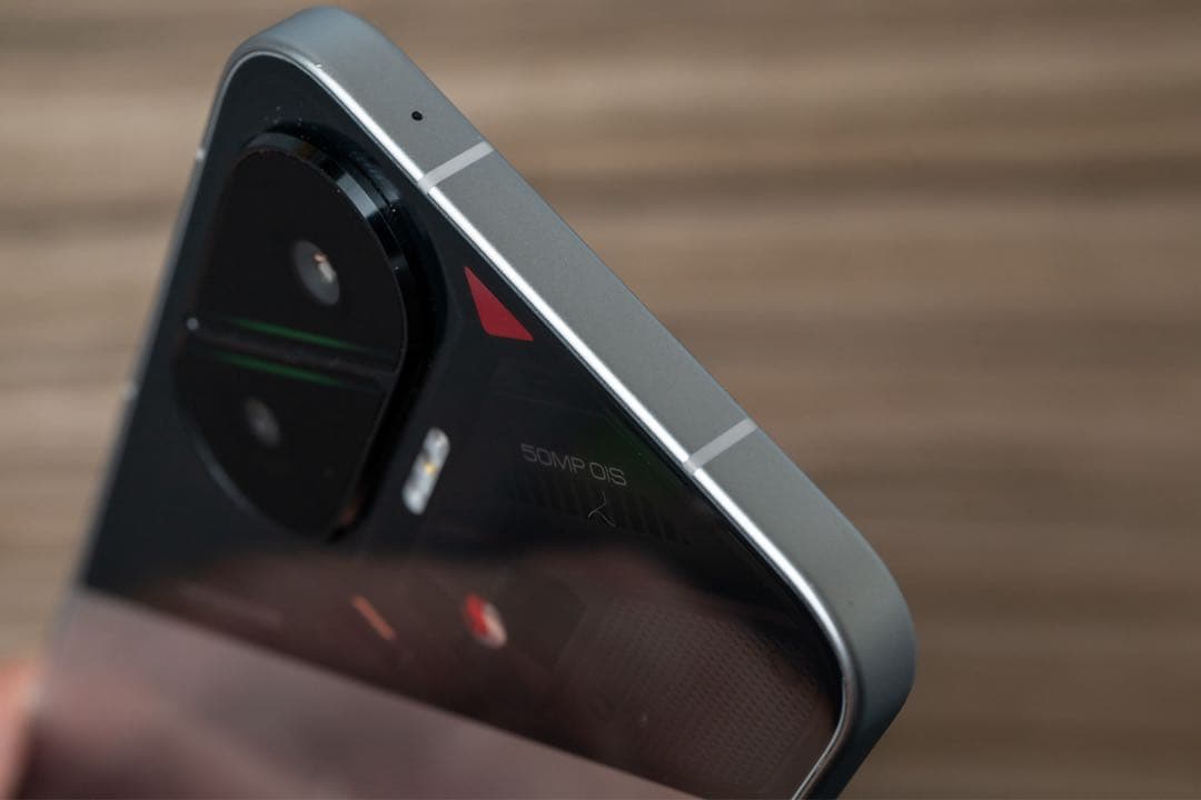 POCO F7 シルバー