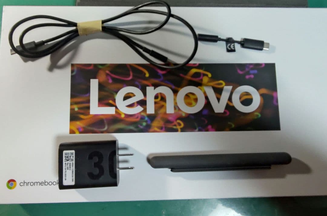 Lenovo　IdeaPadDuet560　Chromebook　メモリ：8GB