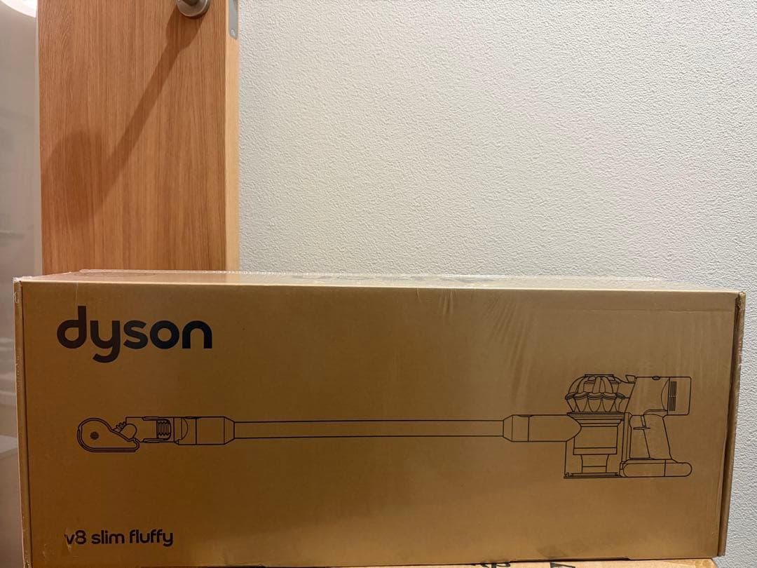 【新品】　Dyson V8 Slim Fluffy Extra