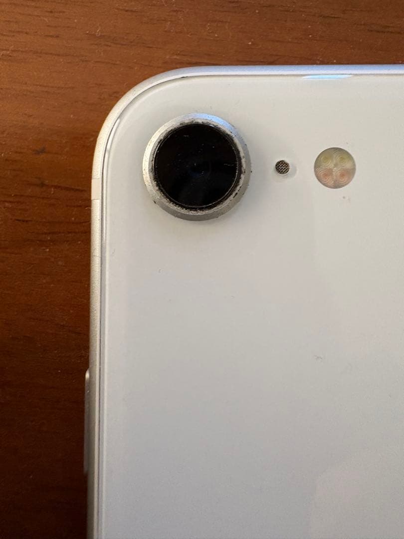 iPhoneSE（第二世代）　ホワイト 64