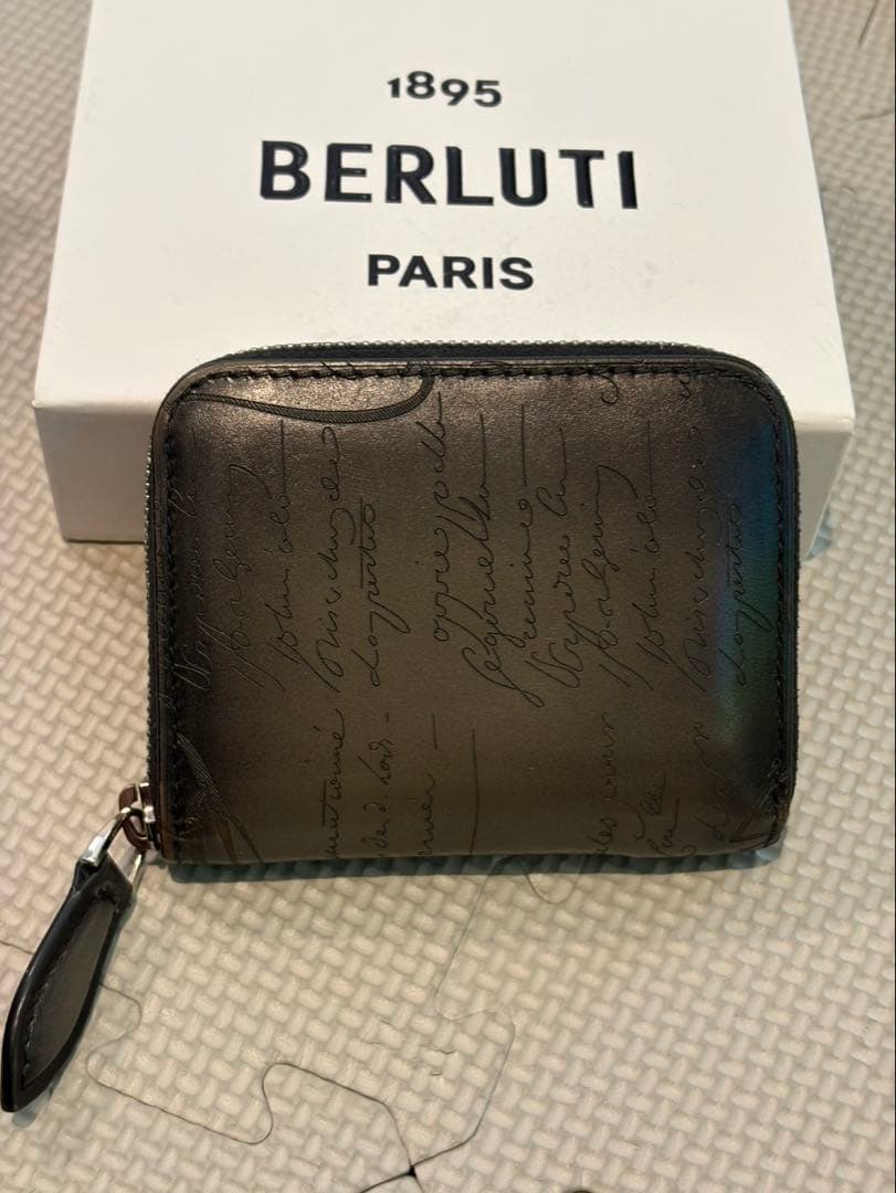 BERLUTI ブラックレザー パース