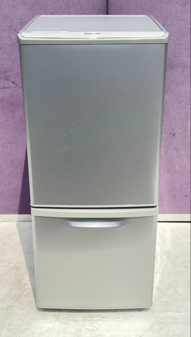 Panasonic ノンフロン冷凍冷蔵庫 品番 NR-B143W-S 2010年