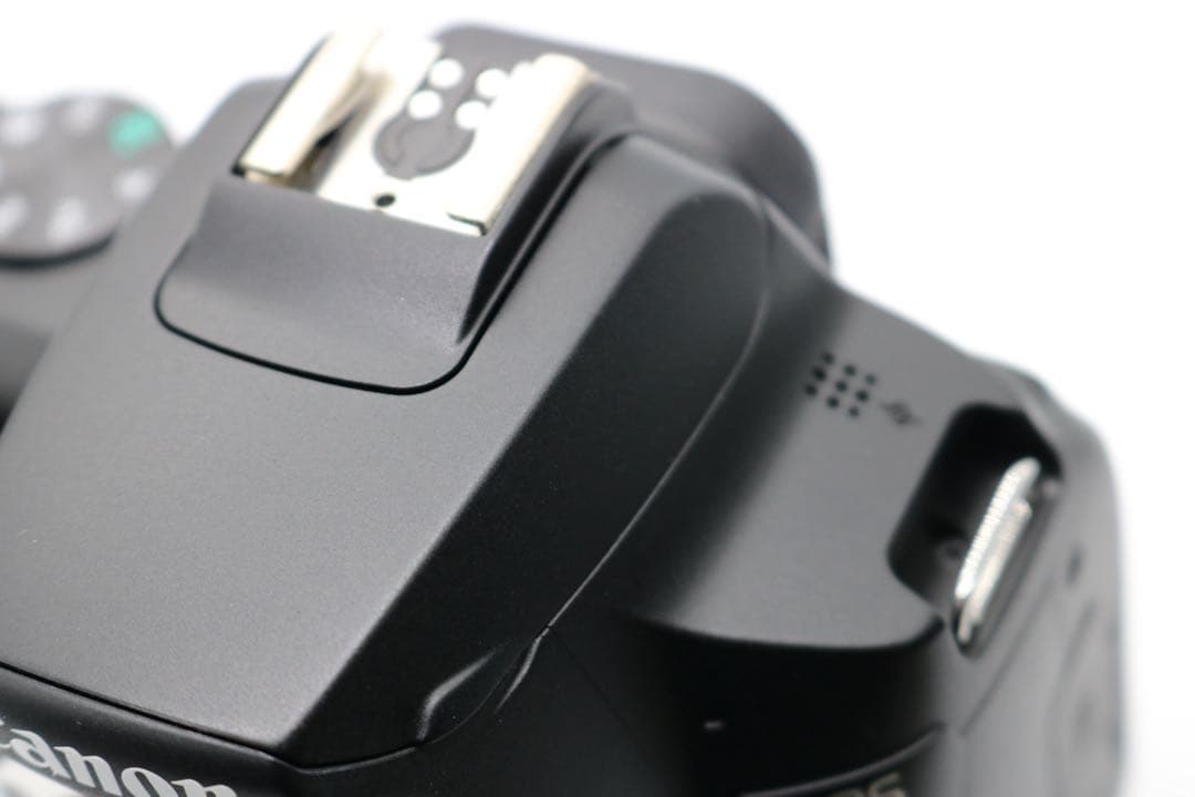 超美品 【Canon EOS Kiss X10 ダブルレンズ】 Wi-Fi搭載