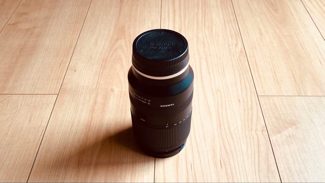 【良品】人気レンズTAMRON 18-300mm F/3.5-6.3 Eマウント