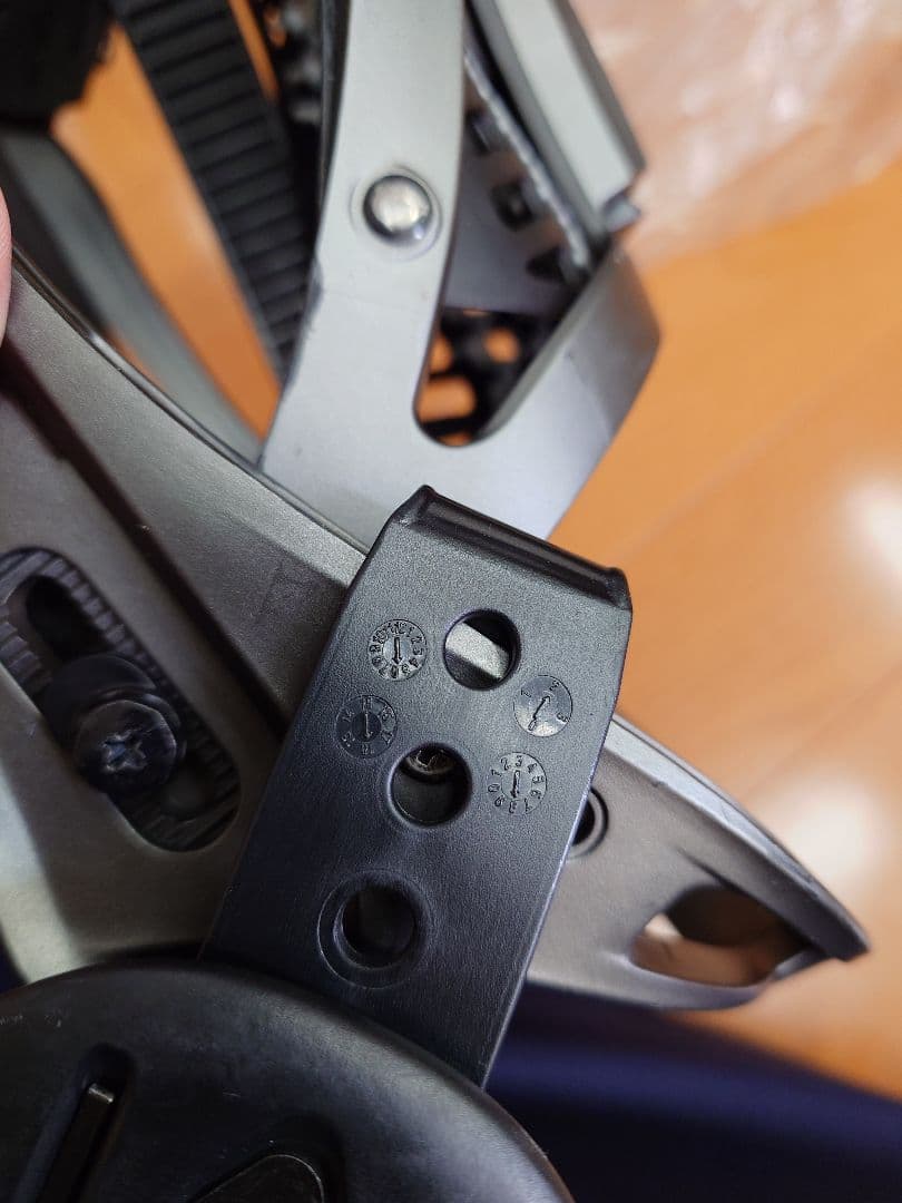 BURTON　GENESIS Mサイズ