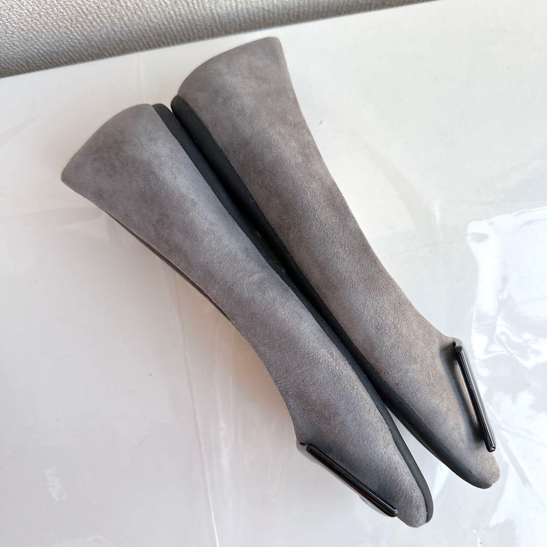ロジェヴィヴィエ　フラットシューズ　パンプス　バレリーナ　美品　37 スエード