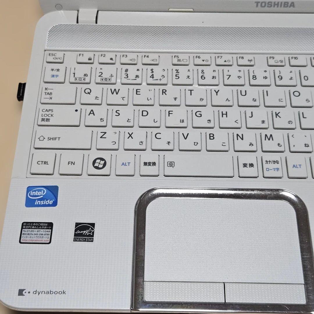 東芝 ノートパソコン dynabook T552/36FW