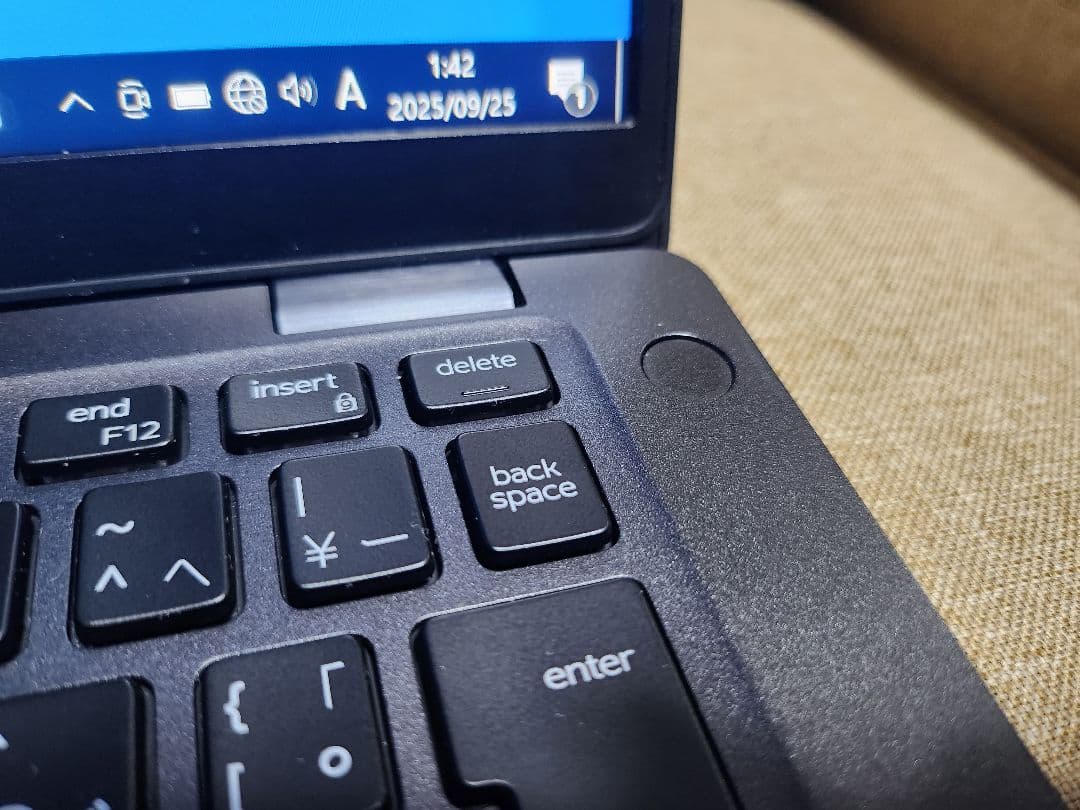 DELL Latitude 5400 ノートパソコン