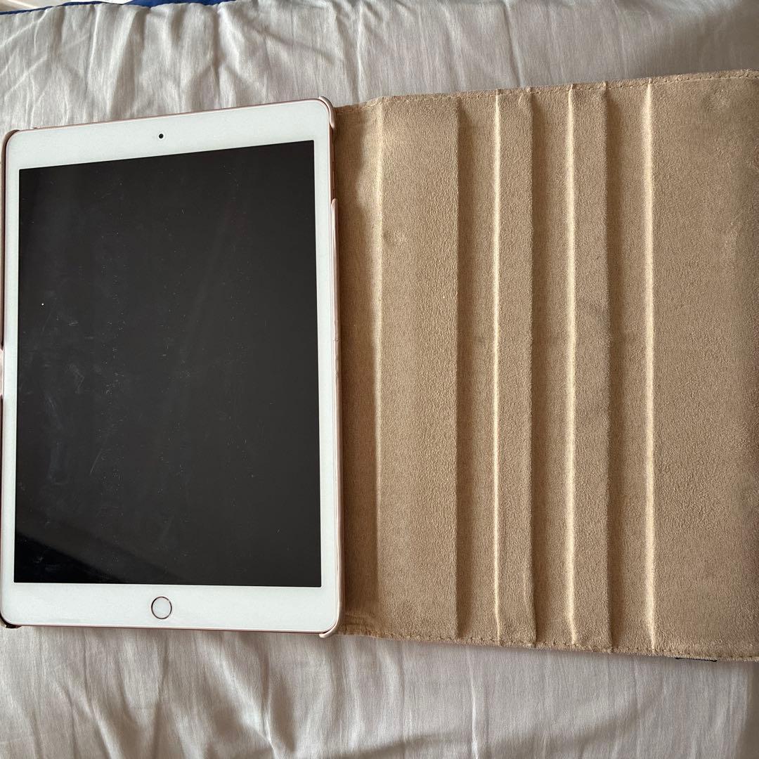 iPad第7世代 32GB ゴールド 10.2インチ