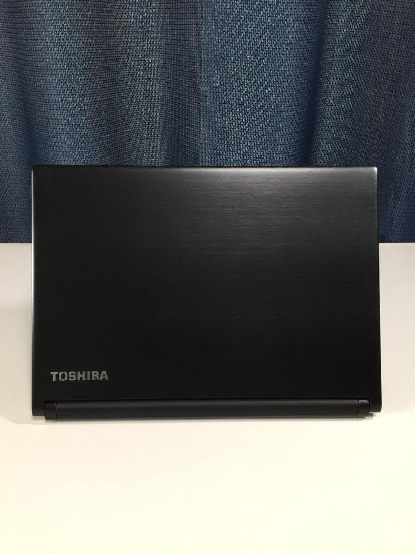 東芝 Dynabook R73/J・Core i3-7世代・4GB・256GB