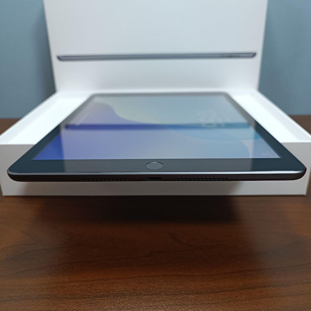 (美品) iPad 第8世代 WiFi Cellular Simフリー 32GB