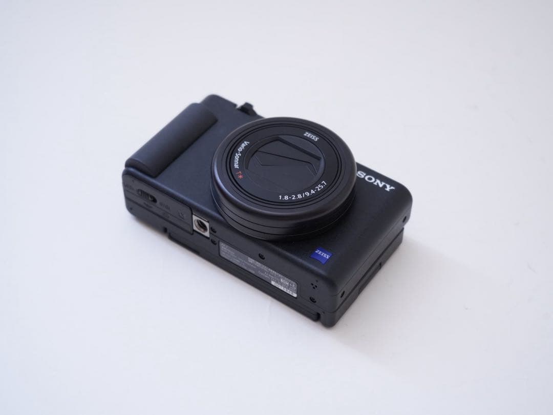 デジタルカメラ Sony zv-1