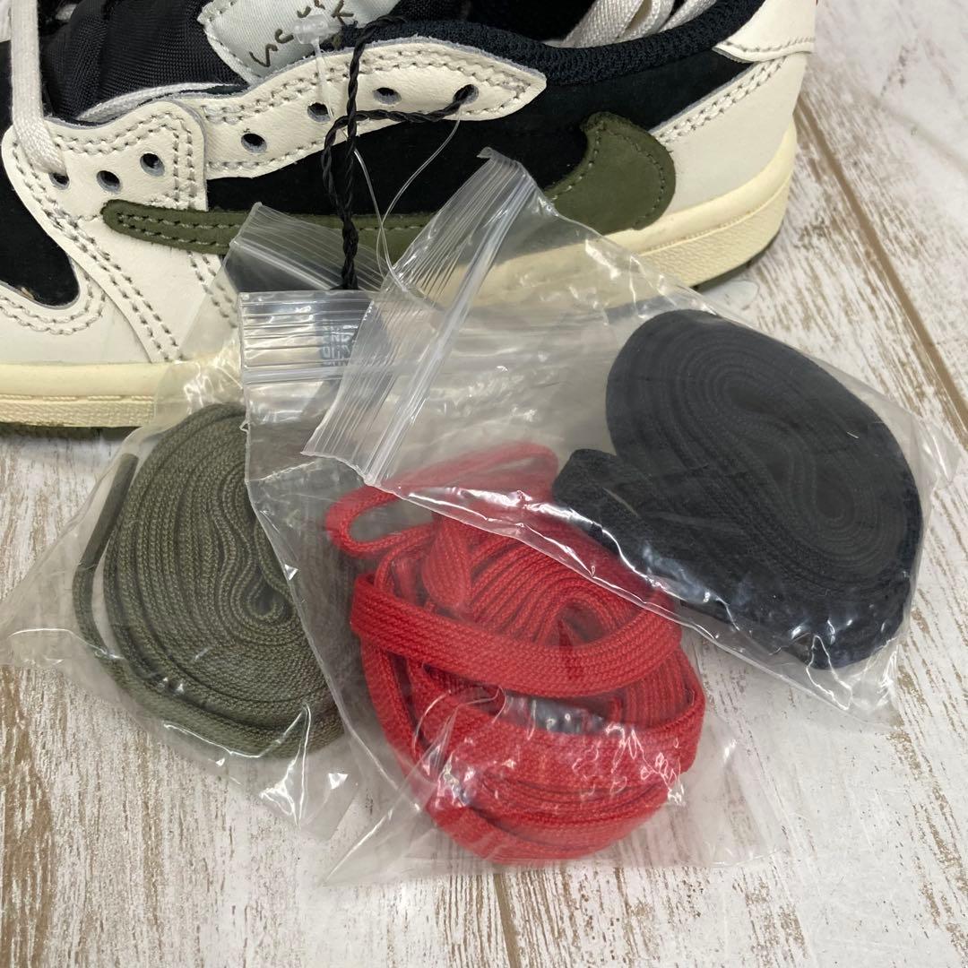 nm-945 トラヴィススコット × NIKE AIR JORDAN1 LOW