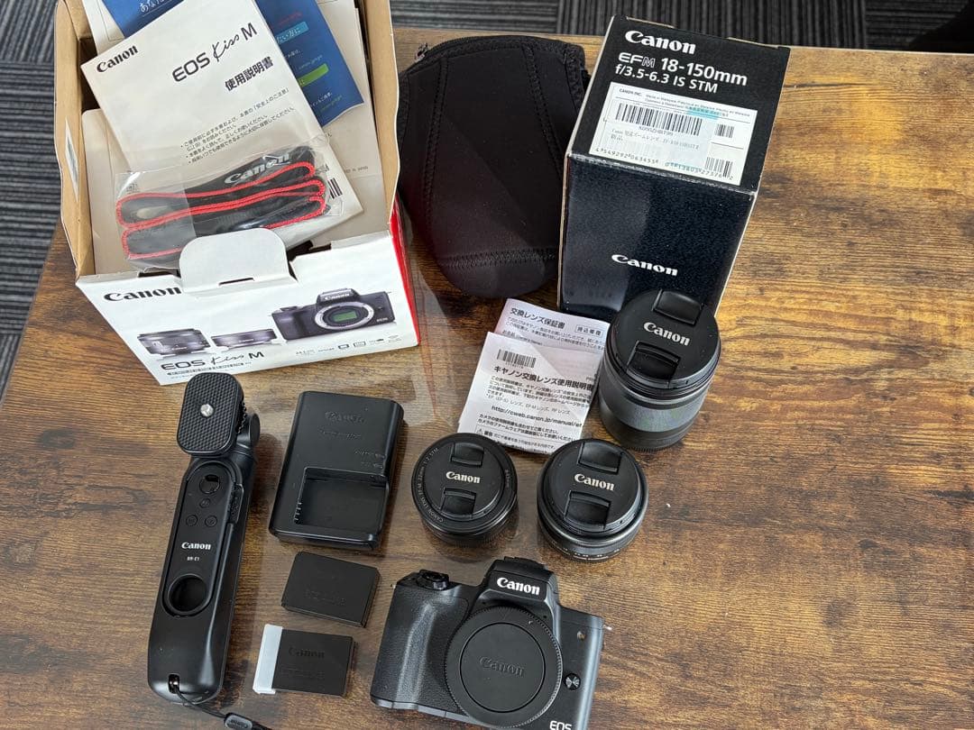 Canon EOS M ミラーレス一眼カメラセット