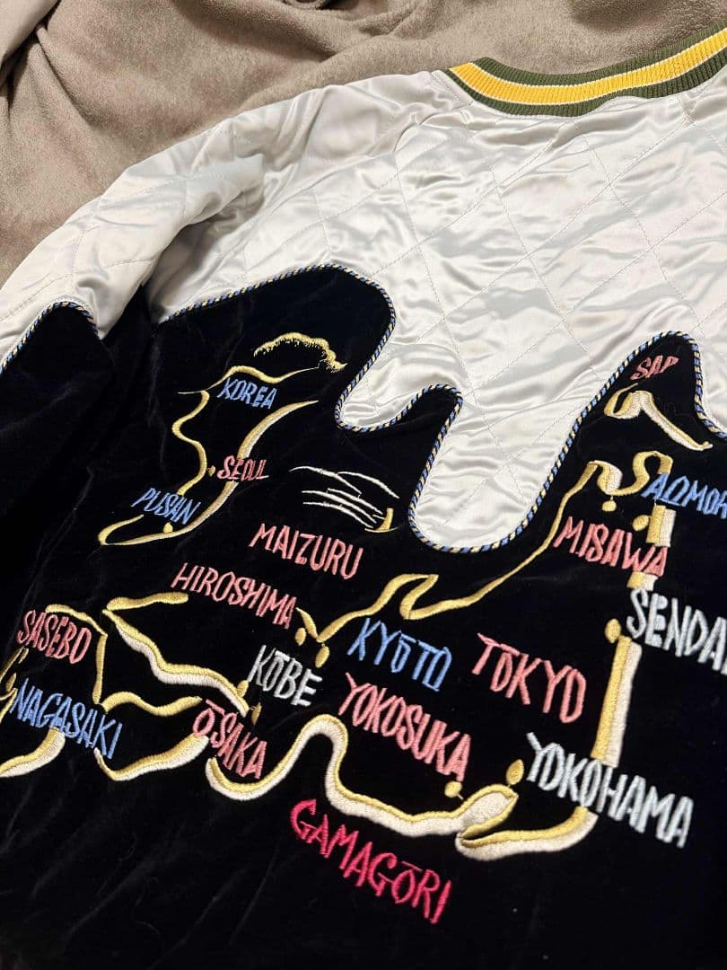 未使用 日本地図 スカジャン 鶴 unisex 美品 サテン 別珍