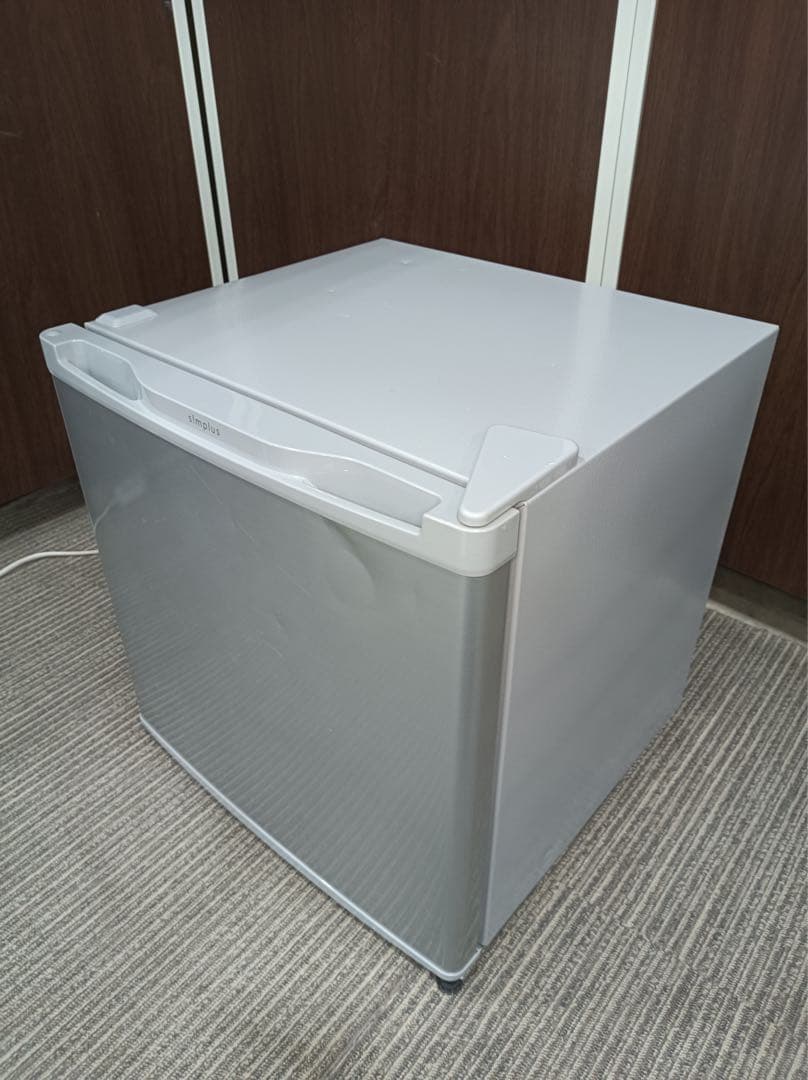 [八3474] Simplus 2021年製　1ドア冷凍庫　32L
