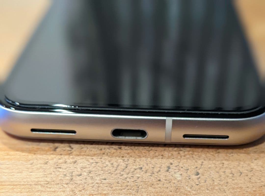 国内美品 Google Pixel8a 128G ホワイト　バッテリー94%