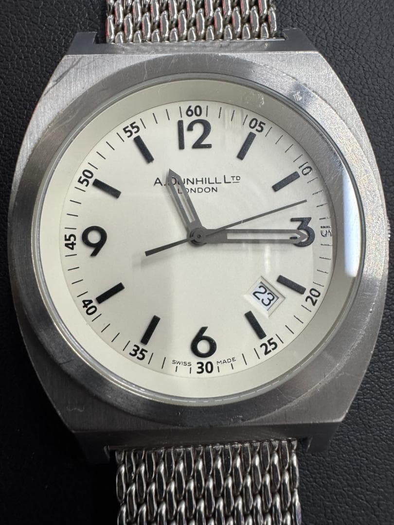 A.Dunhill 稼動品 アルフレッドダンヒル デイト付き　腕時計 8051