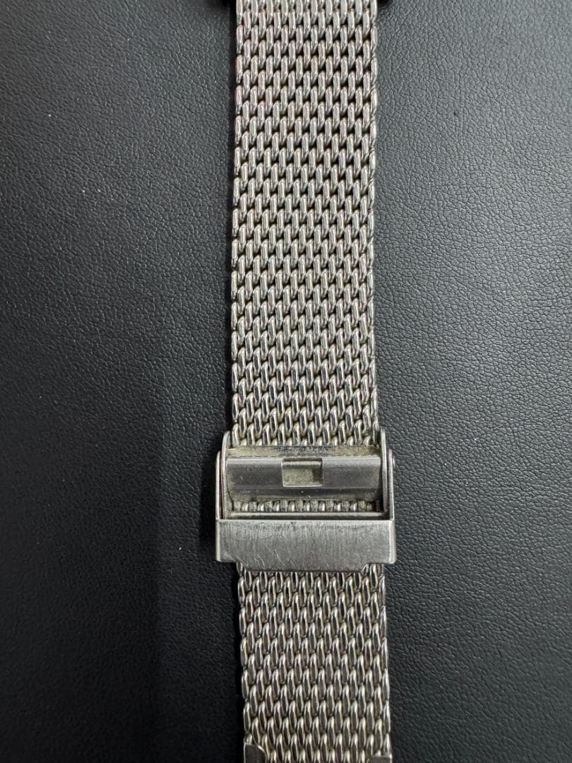 A.Dunhill 稼動品 アルフレッドダンヒル デイト付き　腕時計 8051