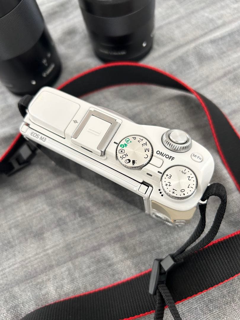 Canon EOS M3 ダブルレンズキット