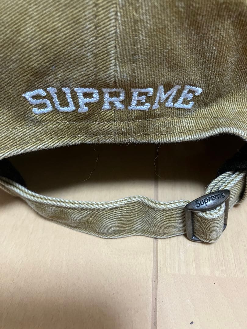 だ*め様 SUPREME Sロゴ キャップ