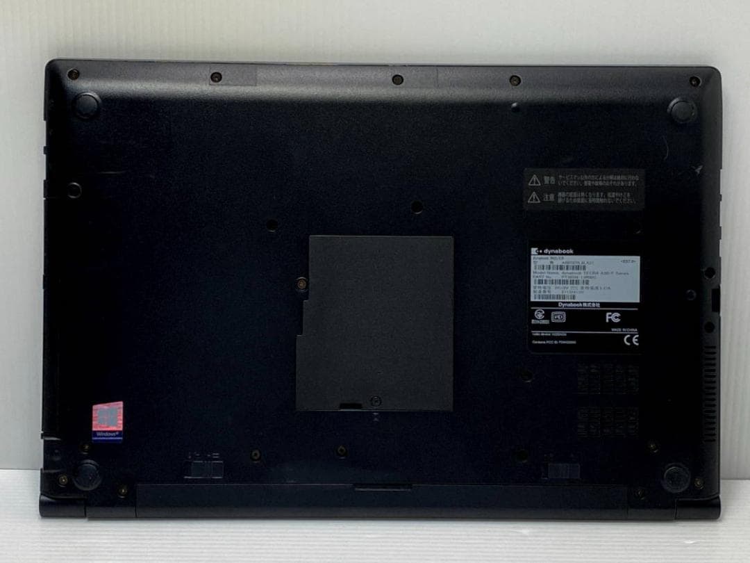 サ*ー様 第8世代Core i5 dynabook B65/ER SSD256G