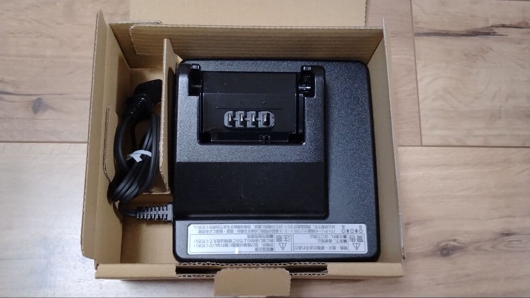 Panasonic NKJ075Z バッテリー充電器