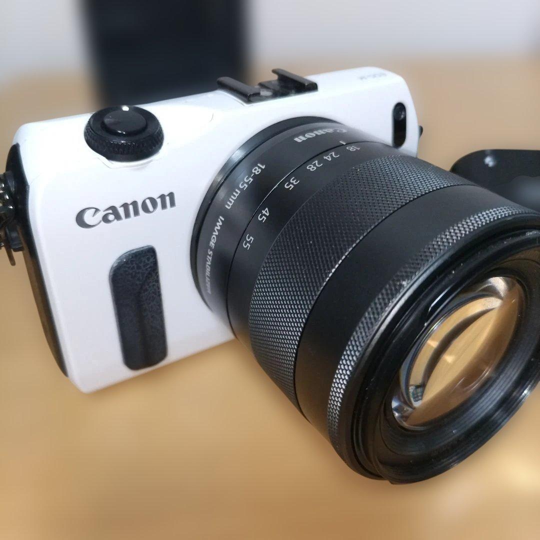 キヤノン　EOS M　 レンズキット