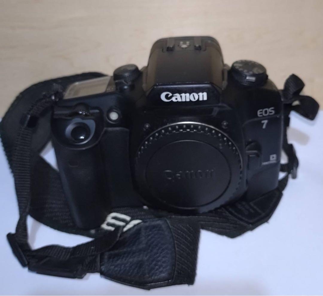 Canon EOS 7 デジタル一眼レフカメラ 本体　付属品セット