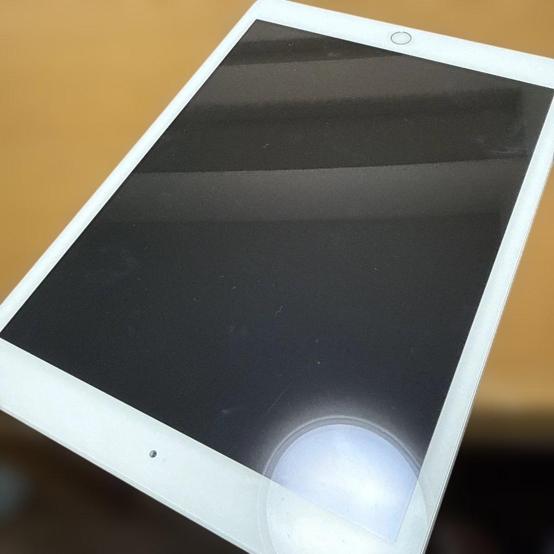 Apple iPad第7世代セルラー版SIMフリー32GB A1298 シルバー