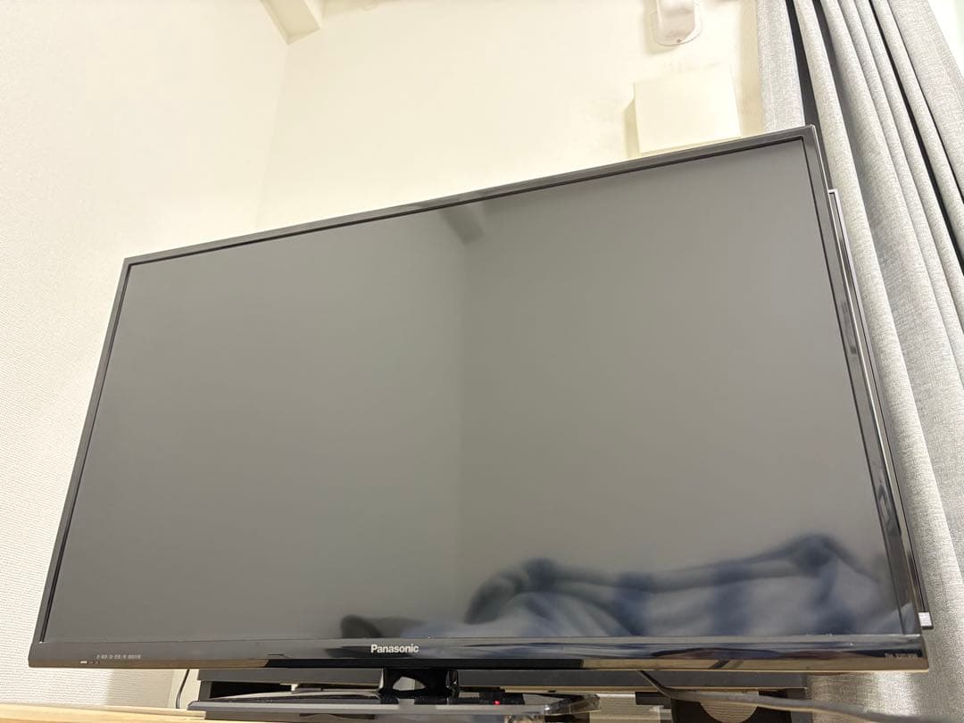 Panasonic 液晶テレビTH-32D300 32インチ液晶テレビ