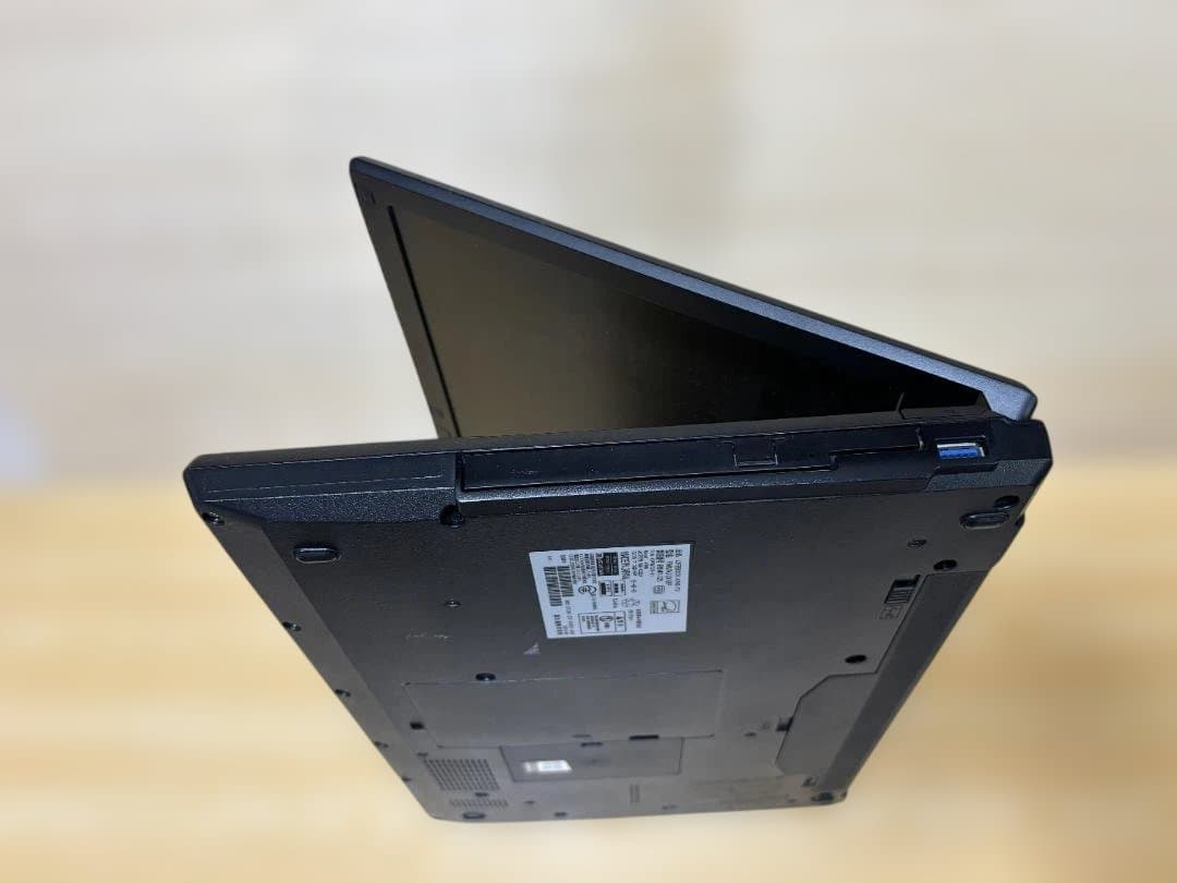 中古PC 富士通 A748/TX i3-8130U SSD大容量500GB