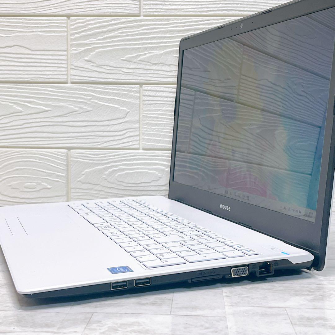 美品ホワイト❤️大画面FHD✨メモリ12GB✨ノートパソコン✨Win11 SSD