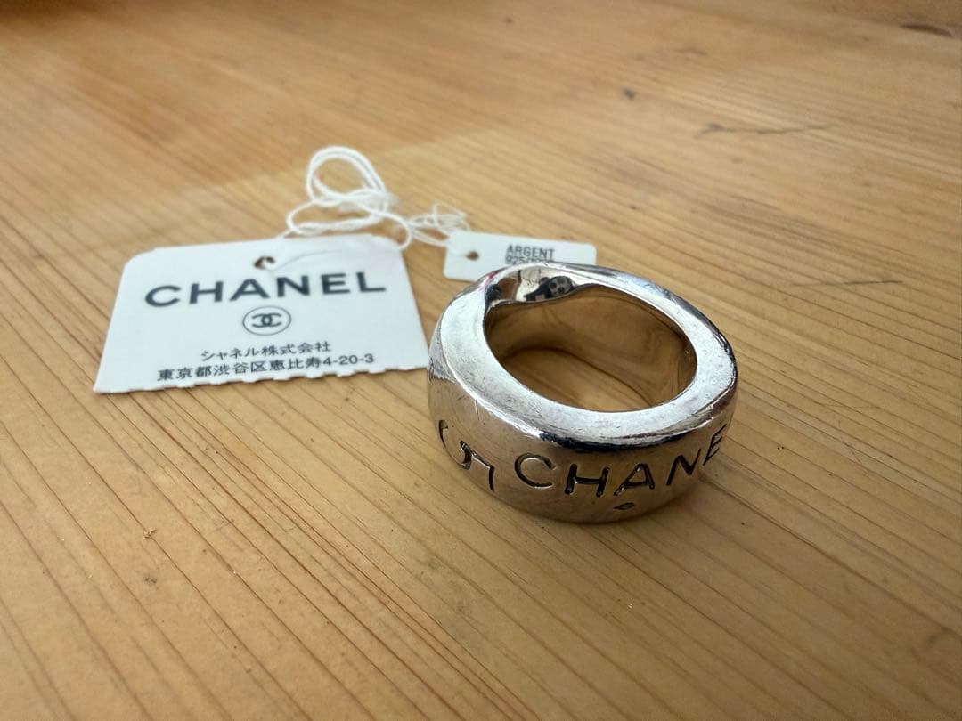 CHANEL シャネル