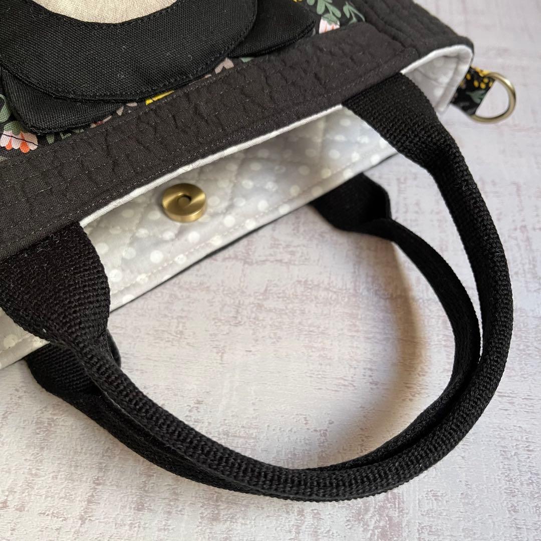 m*e様 トートバッグ＊コヤンイサムチョン