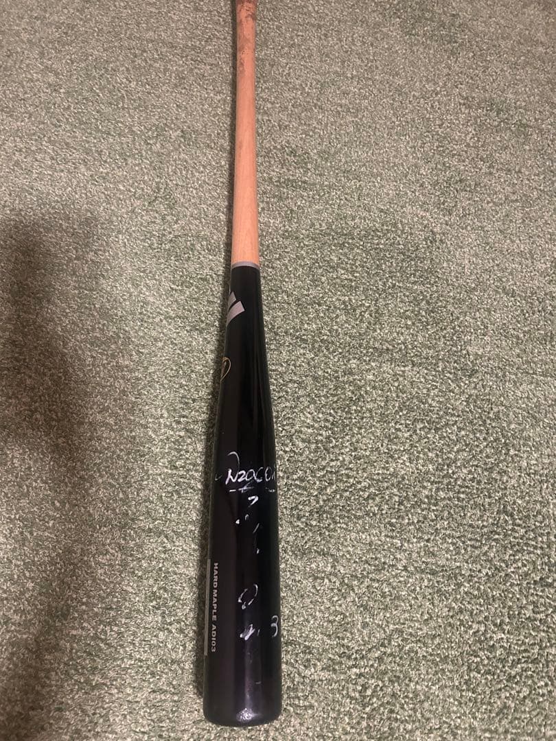 ど*ん様 高橋周平　直筆サイン入りバット