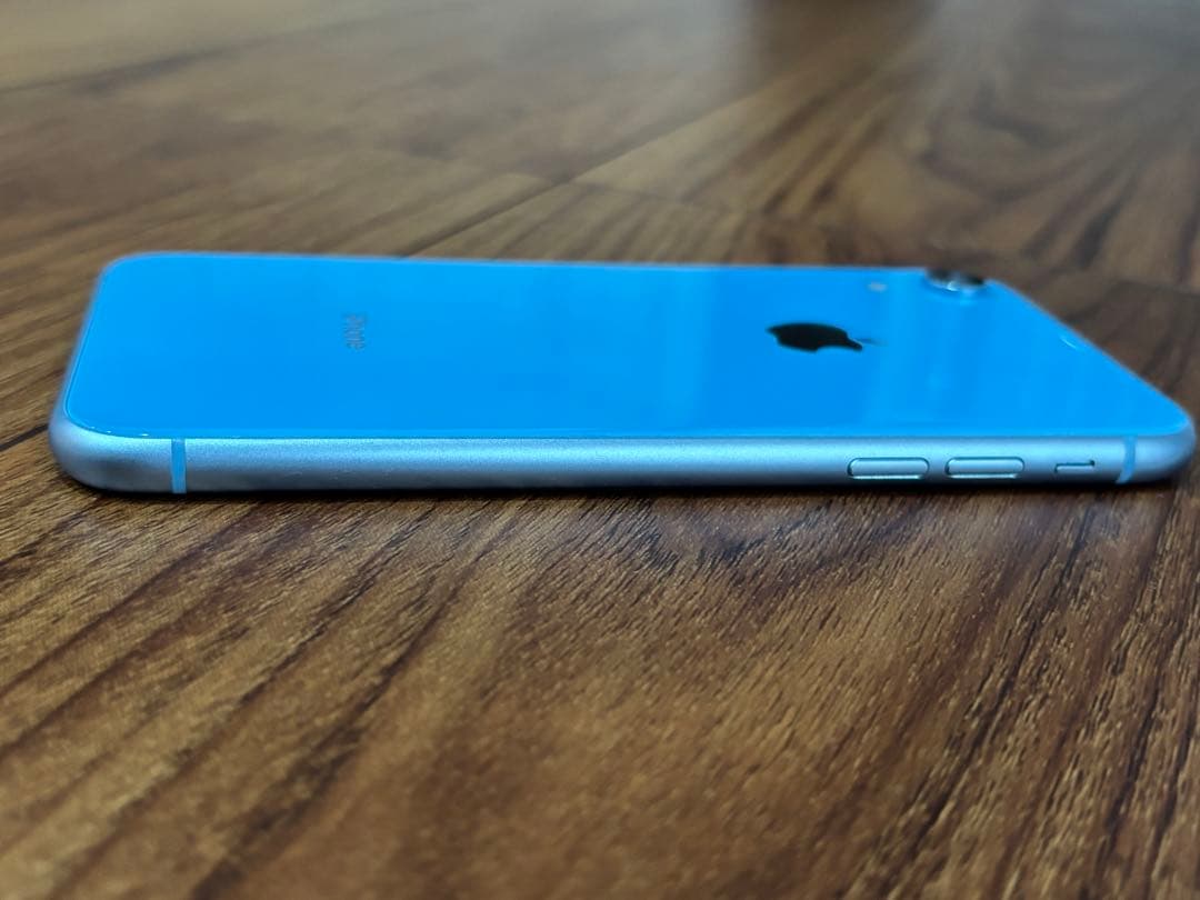 【美品】Apple／iPhoneXR／64GB／ブルー／SIMロックあり