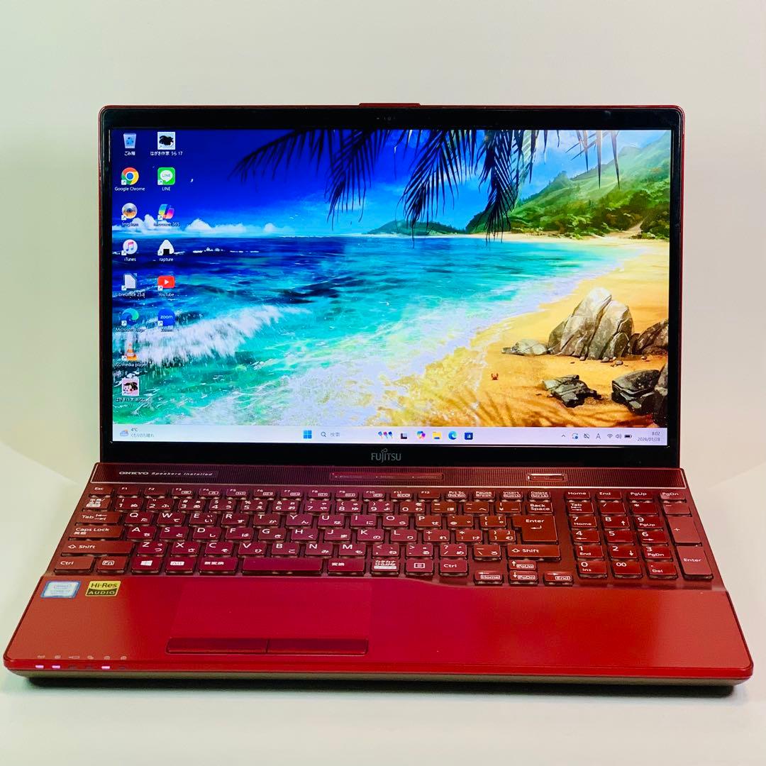 Core i7✨SSD256GB✨16GB✨オフィス✨富士通✨赤✨ノートパソコン