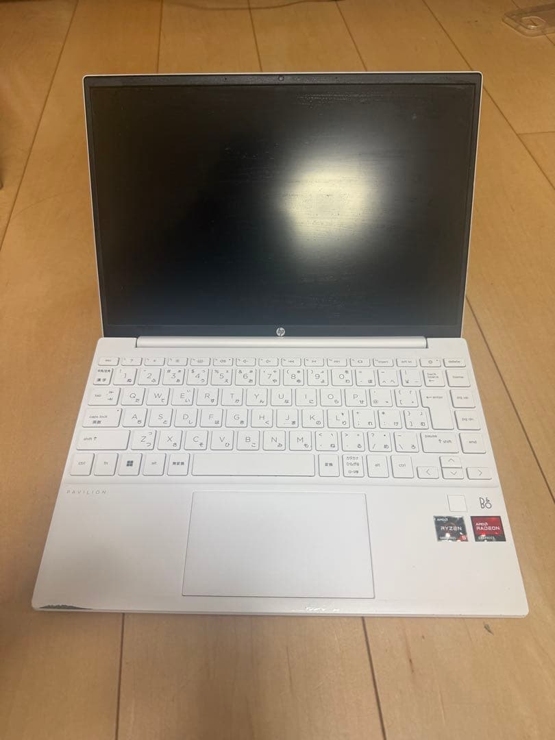 【中古】HP Pavilion ホワイトノートPC 13インチ　軽い