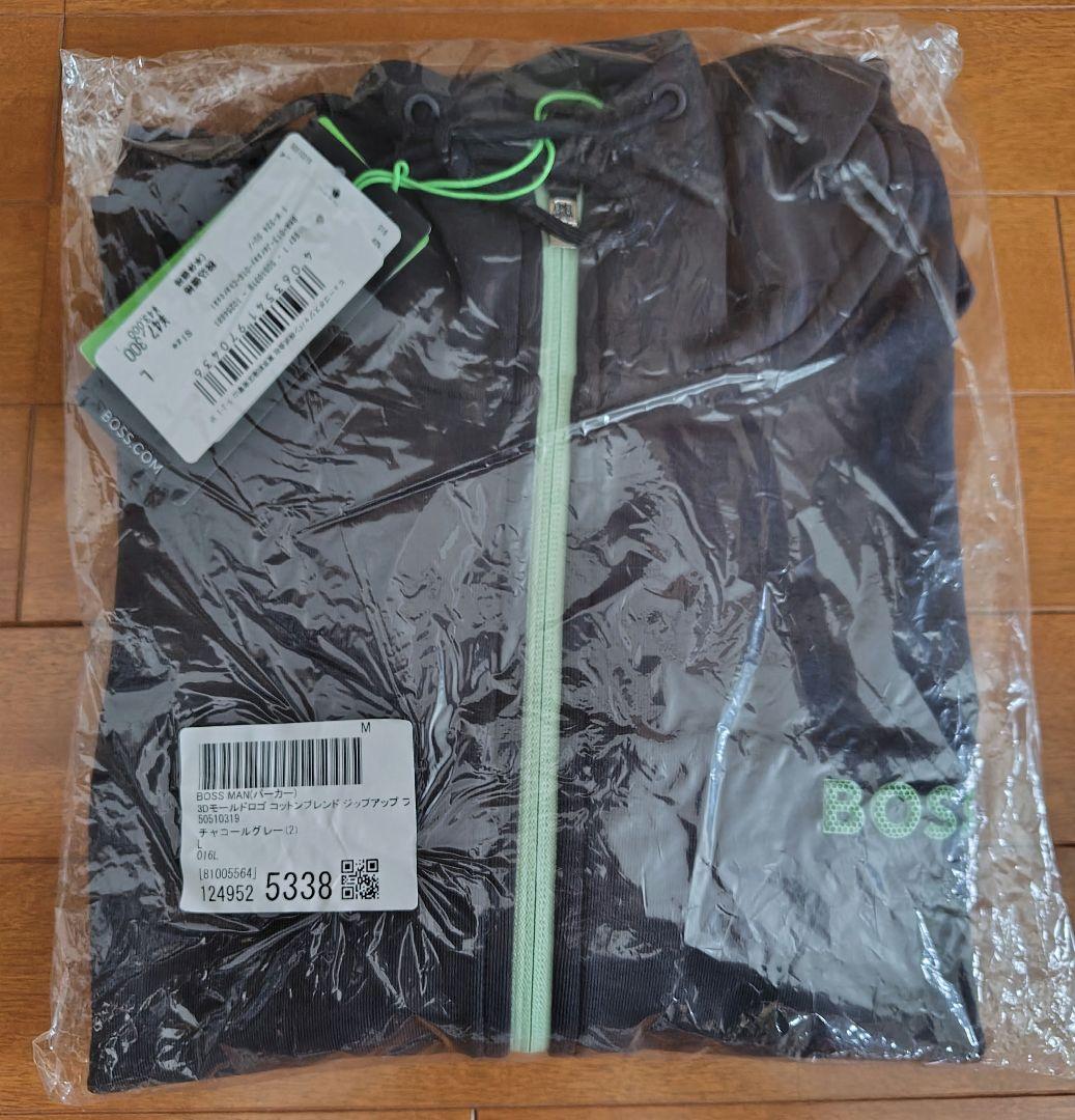 ［新品未着用未開封］BOSS パーカーLサイズ