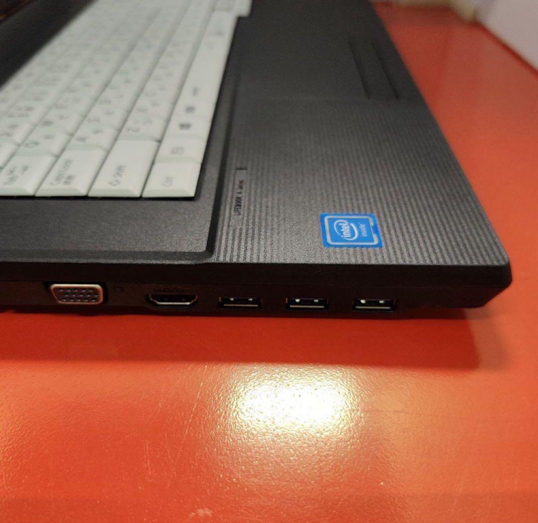 ノートパソコン美品 富士通 DVD 爆速SSD Windows11