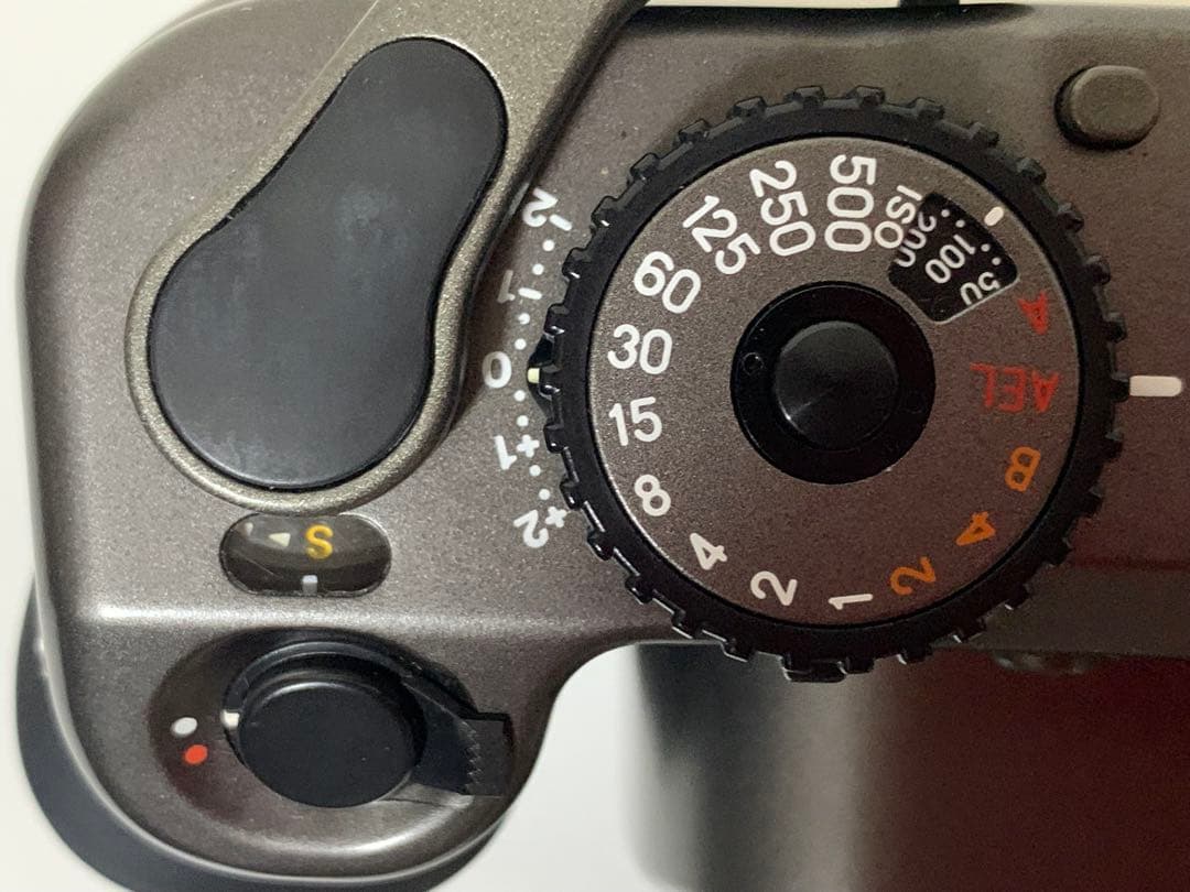 Mamiya 7 フィムルカメラ